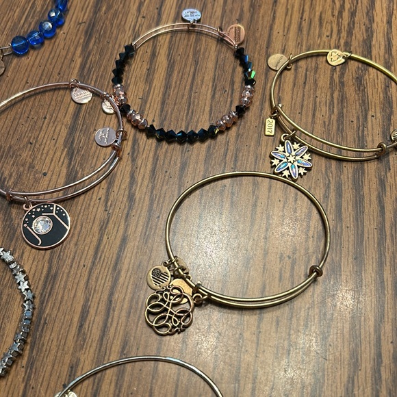 ➰ ALEX AND ANI BRACELETS BUNDLE OF 10 BARELY WORN OR NEW ➰ - Picture 3 of 6